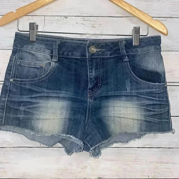 RSQ Maui High Rise Shorts - Picture 2 of 6